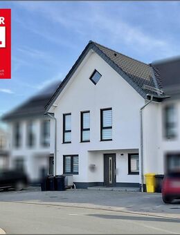 Sicher in die Zukunft! KfW 55 Effizienzhaus in Ortsrandlage von Erwitte - Erwitte