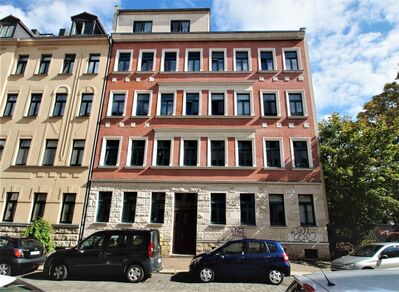 Kapitalanleger aufgepasst! langzeit-vermietete 3.-Raum-ETW mit Balkon in Stötteritz