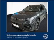 VW Tiguan, 1.5 l R-Line eHybrid, Jahr 2022 - Leipzig