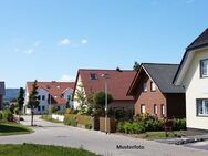 Einfamilienhaus, Terrassen, Carport - Augustdorf