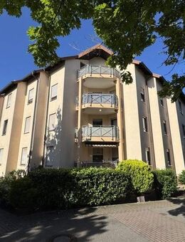 Dachgeschosswohnung mit Balkon und TG-Stellplatz in unmittelbarer Nähe zum See - Mannheim