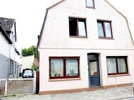 Zwei-Familienhaus mit 9 Zimmern und Grundstück in gesuchter Lage - Ideal für Handwerker - Bremerhaven