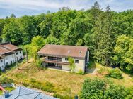 Wunderschönes Hanggrundstück mit gigantischer Aussicht und großem Bestandshaus. - Lappersdorf