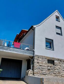 Vielseitiges Mehrfamilienhaus in Sundern - Ruhiges Wohnen mit Potenzial in begehrter Lage - Sundern (Sauerland)