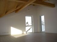 Sehr schöne Dachgeschosswohnung in PA-Hacklberg, 105 m², 4 Zi., Dachterrasse mit Blick ins Grüne, zu vermieten - Passau