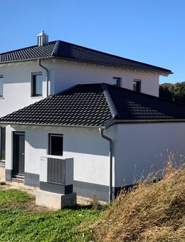 Wir errichten auf Ihrem Grundstück: durchdachtes Toskana-Haus in Massivbauweise - Regensburg