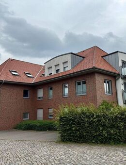 Moderne Dachgeschosswohnung in Rieste zu vermieten! - Rieste