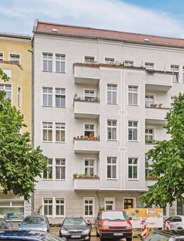 Vermietetes 5-Zimmer-Apt. mit Balkon, Wannenbad & Gäste-WC im Stralauer Kiez - Berlin
