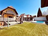 **Spannendes Haus für Familien mit toller Gartenfläche (Pool, Gartenhaus, Garage) ruhig&zentral** - Göllheim