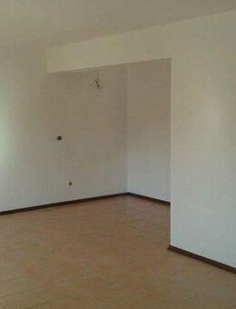 Modernisiertes Apartment mit großer Loggia in gepflegter Wohnanlage - Essen