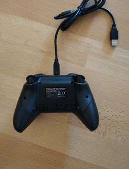 Nintendo Switch Controller - Boos (Bayern)