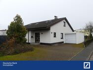 Provisionsfrei für Ersteher - Einfamilienwohnhaus mit PKW-Garage in Vellmar - Zwangsversteigerung! - Vellmar