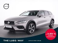 Volvo V60, Cross Country B4 D Ultimate AWD STAND, Jahr 2023 - Essen