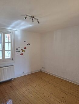 Charmantes Einfamilienhaus mit großem Potenzial in ruhiger Lage von Bad Homburg - Bad Homburg (Höhe)