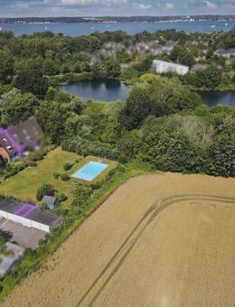 Reihenendhaus in Top-Lage mit Gemeinschaftspool in Alt-Heikendorf - Heikendorf