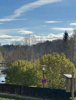 4-Zi. Whg. in TS im 1. OG ruhig, Balkon, Bergblick, Garage - Traunstein