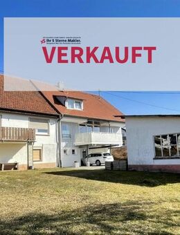 Einzigartige Chance: Zwei Häuser, ein Nebengebäude mit drei Garagen - Tolle Lage! - Schwenningen (Baden-Württemberg)