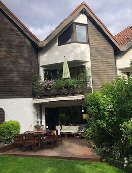 Attraktives und gepflegtes 6-Zimmer-Reihenhaus in Wiesbaden Aukamm - Wiesbaden