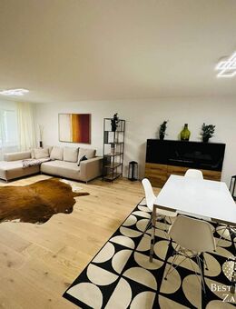 Rarität: Frisch renovierte 3-Zimmer-Wohnung mit Balkon in Schwabing - München