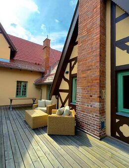 Exklusive 4-Zimmer-Altbauwohnung mit Balkon & Terrasse in der Villa von Holst am Griebnitzsee - Potsdam