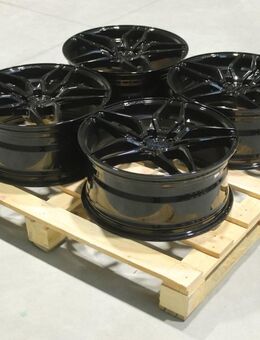 Concaver CVR3 19x8,5 ET35 Felgenset SET-CVR#134 - Neuhaus (Inn)