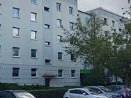 Im Grünen gelegene 3-Zimmer-EG-Wohnung mit Balkon in Potsdam Waldstadt II - Potsdam