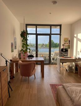 Moderne 1 Zimmer Wohnung in luftiger Höhe mit Balkon - Göttingen