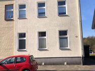 Duisburg - Neumühl - Großzügiges gepflegtes - renoviertes Zweifamilienhaus in ruhiger Lage - Duisburg