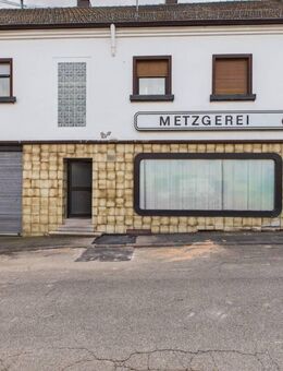 Leben & Arbeiten unter einem Dach - vielseitiges Einfamilienhaus mit Gewerbefläche in Neunkirchen! - Neunkirchen (Saarland)