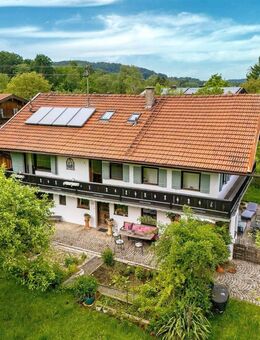 Idyllisch gelegenes Bauernhaus mit viel Wohnfläche - Weyarn