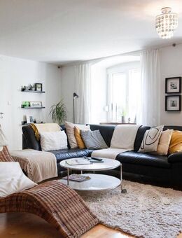 Teilrenoviertes Einfamilienhaus mit Ökonomieteil in Wutöschingen - Wutöschingen