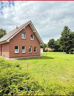 * Exklusives Anwesen Baujahr 2002 auf 7.549 m² * modernes Haus * ruhige Sackgassenlage * TOP Lage * - Barßel