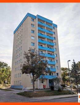 Komplett sanierte Wohnung mit Aufzug, ebenerdiger Dusche, Westbalkon und moderner Ausstattung! - Gera