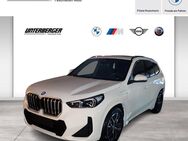 BMW X1, xDrive30e M-Sport Glasd Driving Plus, Jahr 2022 - Rosenheim