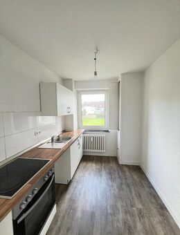 Erst vor kurzem sanierte 3-Zimmer-Wohnung frei! - Flensburg