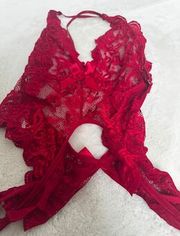 Unterwäsche Damen dunkel rot - Essen Zentrum