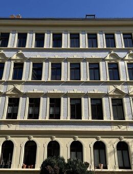 Geräumige 2 Zimmer-Wohnung in Plagwitz - Altbau - ideale ÖPNV Anbindung - Leipzig