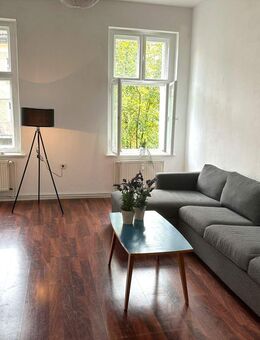 FREI GROSSZÜGIGE 3 ZIM.-WHG. MIT AUSBAUPOTIENTIAL U. WEITBLICK, UNWEIT BOXHAGENER PL. IN TOP WOHNLAGE - Berlin