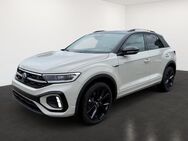 VW T-Roc, 1.5 TSI R-Line Sportpaket El Panodach digitales, Jahr 2024 - Lörrach