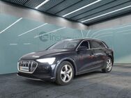 Audi e-tron, 55 quattro advanced, Jahr 2022 - München