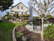 Wohlfühlhaus mit Sonnenterrasse und traumhaftem Garten mit Blick in die Weinberge! - Riol