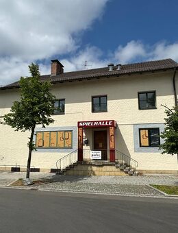 NEUER PREIS! Solides Wohn- und Geschäftshaus mit viel Potential, in guter Lage! - Bad Rodach