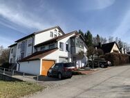 KNIPFER IMMOBILIEN - Traumhaft schöne Lage - DHH mit Bürogebäude und Außen-Whirlpool - Diedorf