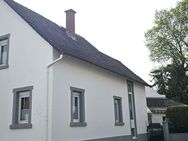 Charmantes Einfamilienhaus mit Garage und Nebengebäude! - Bad Vilbel
