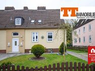 TT bietet an: Eine gepflegte Doppelhaushälfte mit Garten, Stellplatz und Erweiterungspotenzial! - Wilhelmshaven