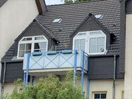 lichtdurchflutete 3 Raum Wohnung mit Balkon // 1. Kaltmiete geschenkt - Glauchau