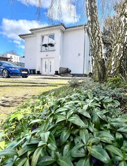 Zweifamilienhaus - Kapitalanlage mit zwei vermieteten Wohneinheiten - Hohen Neuendorf