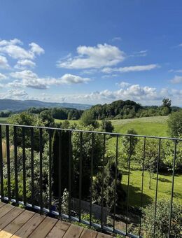 Exclusive Wohnung in ruhiger Lage mit traumhaften Fernblick - Deggendorf