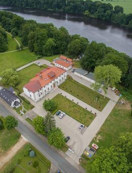 helle 3-Zimmer-Whg. im Gutshaus am See - Cramonshagen