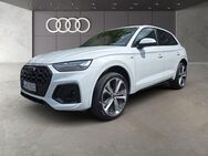 Audi Q5, 45 TFSI quattro S line, Jahr 2024 - Frankfurt (Main)